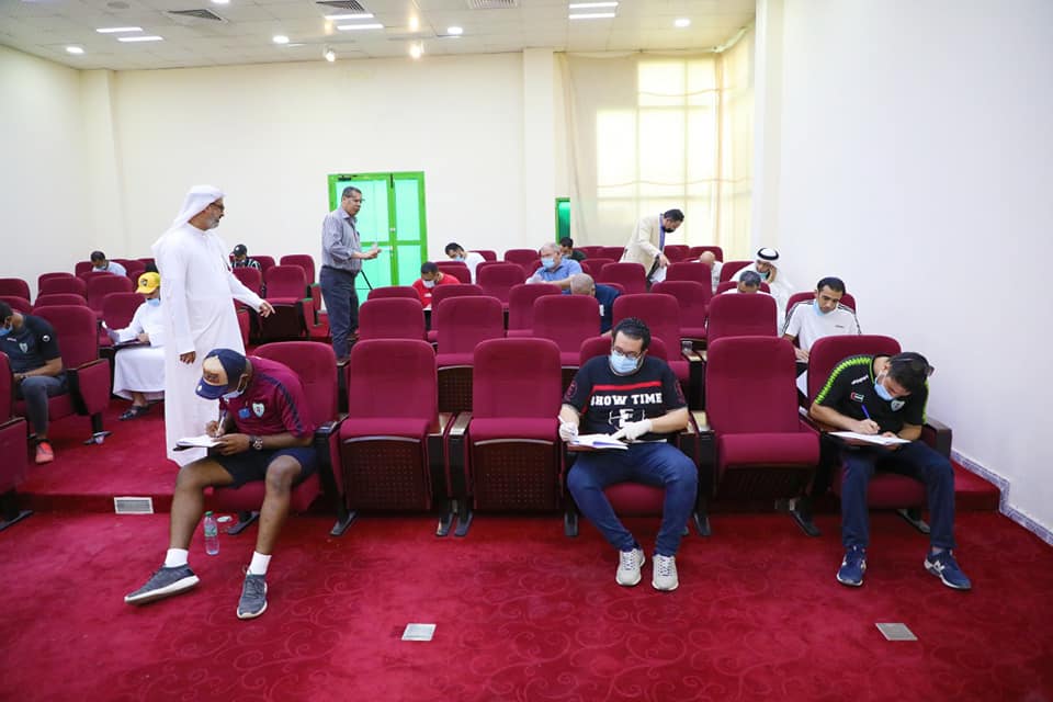 نادي دبا الحصن يستعد للموسم الرياضي بتعزيز قدرات كوادره الفنية
