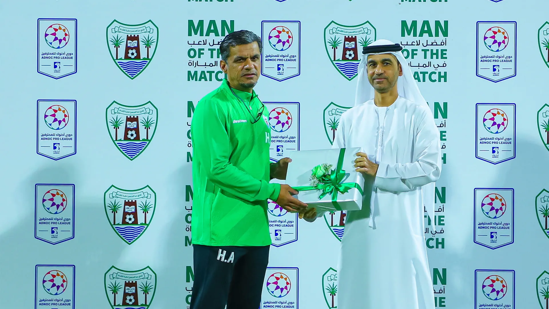 Dibba Al-Hisn Football Club honors the winners of the Professional League Awards