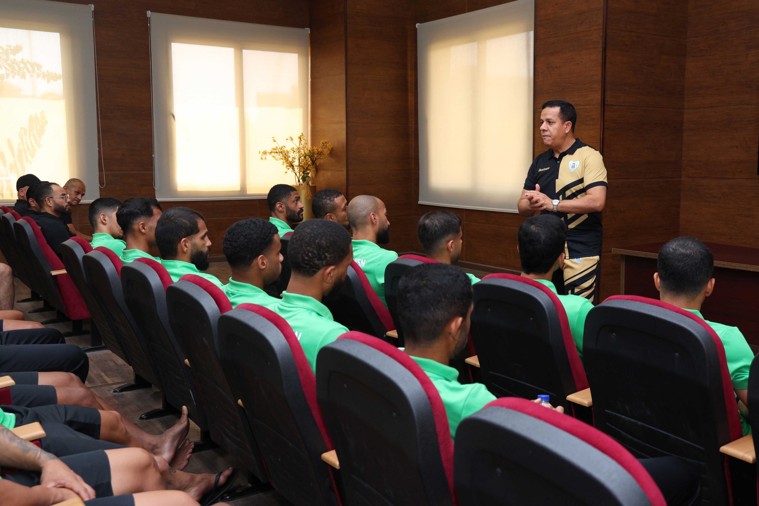 The president of Dibba Al-Hisn Club and the head of the football company visit the first team’s camp in Egypt.